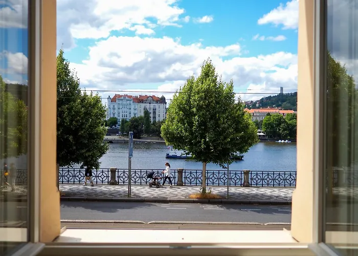 Apart hotel: Rasinovo Nabrezi - Riverside Residence